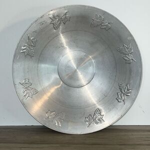 Vintage West Bend Aluminum Serving Bowl Large Centerpiece Grapes With Leaves